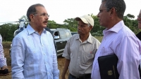 Presidente Danilo Medina aprobó dinero para buscadores de ámbar El Valle