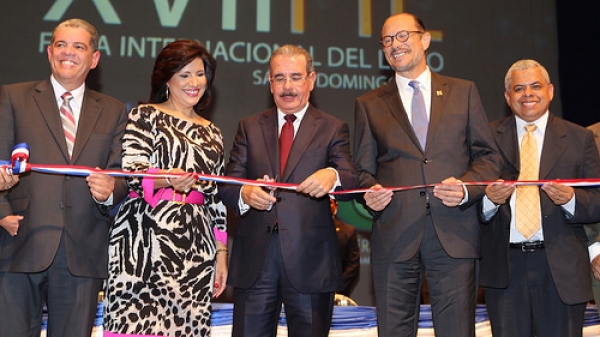 Medina inaugura XVII Feria del Libro