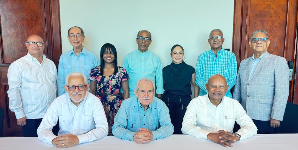 Jurado del Premio Nacional de Periodismo Turístico Epifanio Lantigua 2025.