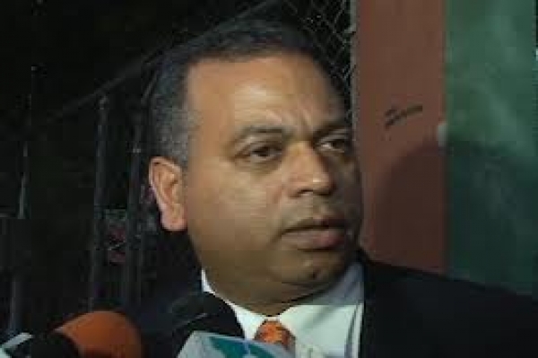 Desmiente haber recibido 20 mil dólares de Miguel Vargas para pago local PRD