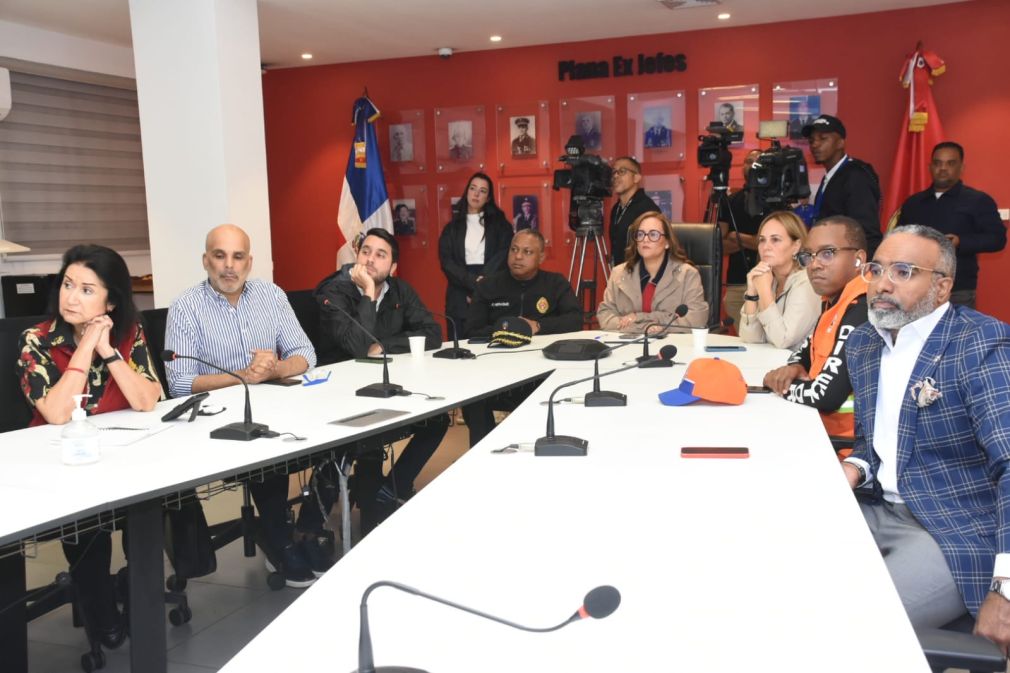 El Centro de Operaciones de Emergencias declaró bajo alerta al Distrito Nacional y la mayoría de las provincias por la presencia de una vaguada.