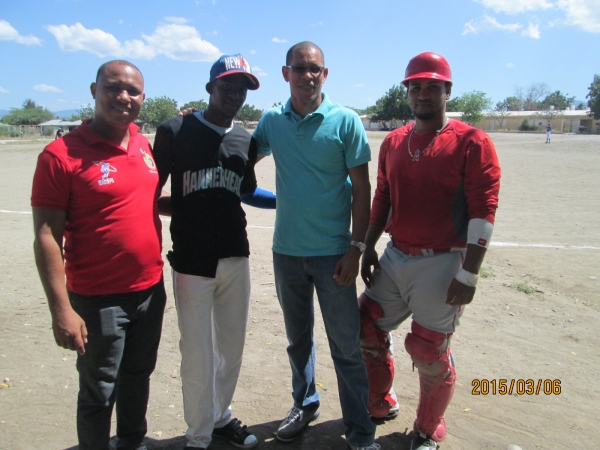 Ministerio de deporte inaugura el primer torneo de béisbol de Santana-Tamayo: 