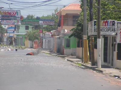 Enfrentamientos en inicio paro 72 horas en Bonao:  