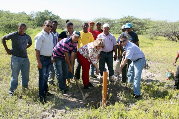 Instalan bornes para delimitar Parque Nacional Jaragua