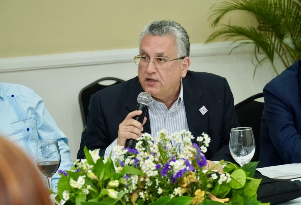 Ramón Porfirio Báez, experto en contrataciones públicas.