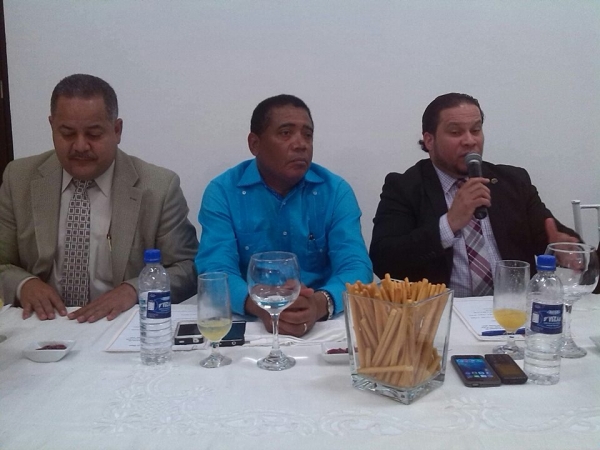 Vice-alcalde de EEUU desayuno en la alcaldía de La Vega 