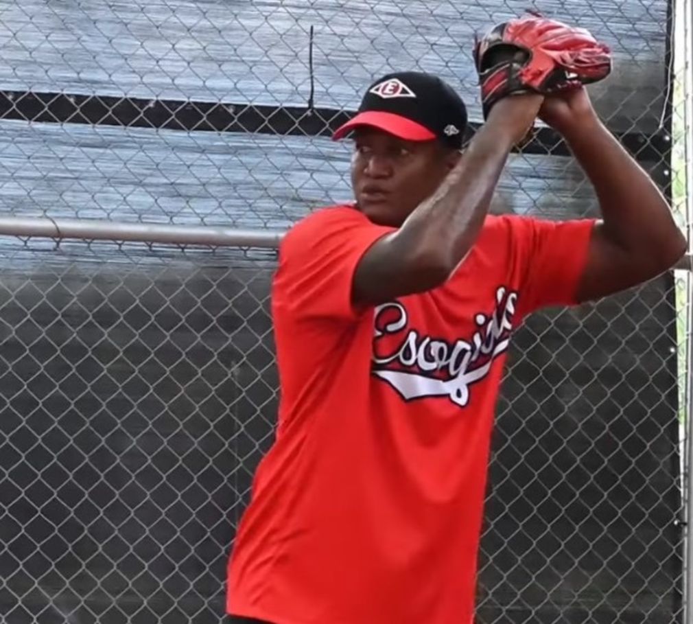 El lanzador zurdo Enny Romero de los Leones del Escogido será homenajeado con la dedicatoria del torneo de softbol Los Anillos en su X versión. La inauguración será el viernes 3 de noviembre en el estadio Darío Contreras, hogar de la liga la Familia. (Fuente externa).