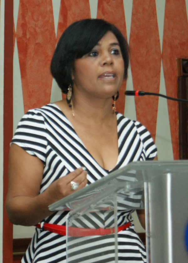 Yris Neida Cuevas Amador.