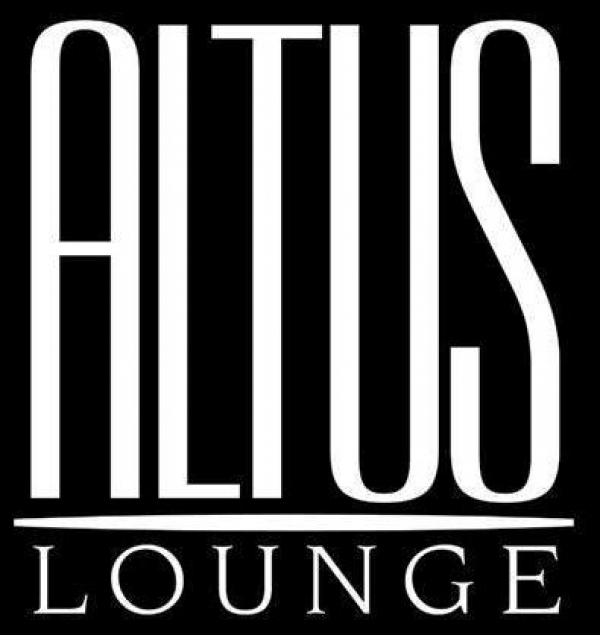 Cantinero de "lounge" Altus mata dos y hiere dueño en Baní