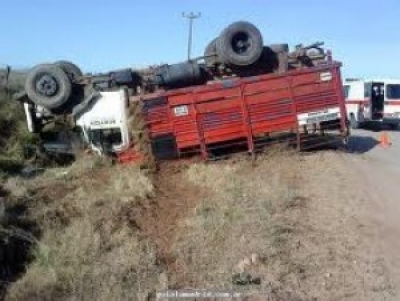 Accidente de tránsito, un muerto y dos heridos