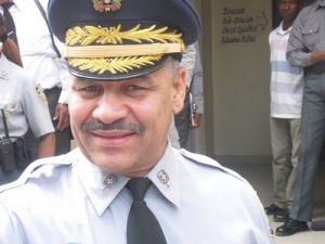 general Juan Ramón de la Cruz Martínez, Director regional Noreste de la Policía Nacional.