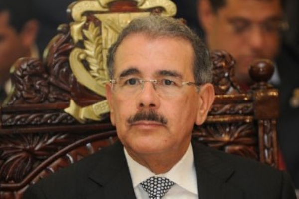 Medina crea la Comisión Presidencial para Reforma de la Policía Nacional