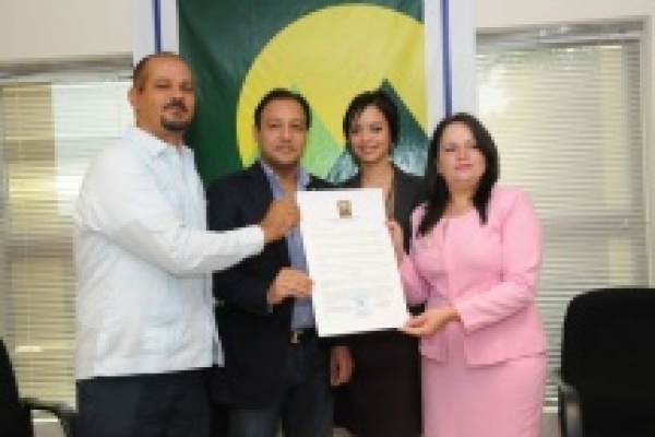 Monción: autoridades reconocen como hijo meritorio a Abel Martínez