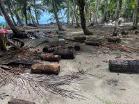 Medio Ambiente y Senpa desmantelaron las casetas construidas ilegalmente en la playa Rogelio.