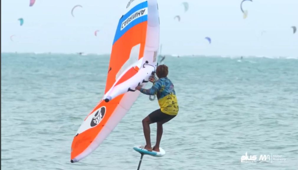 Cabarete, capital de los deportes acuáticos y cuna del windfoil en el Caribe.