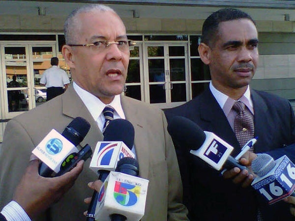 Los directivos de ADOCCO, Julio Cesar De la Rosa Tiburcio y Rigoberto Rosario. 