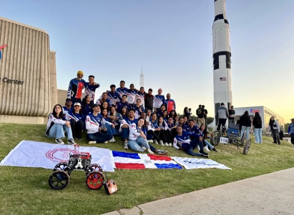 Equipos del INTEC ganan seis premios en concurso de la NASA.