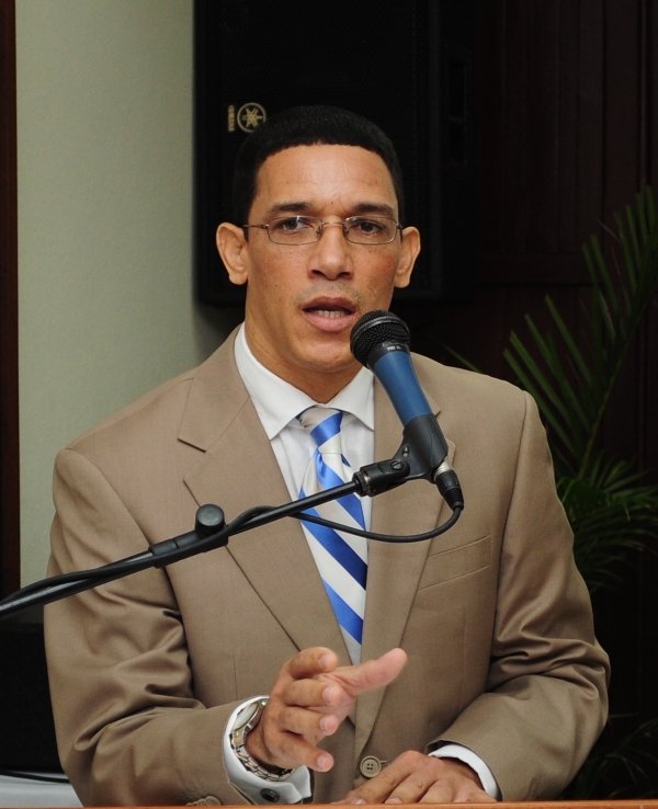 jose miguel fernandez, presidente de CDFESS