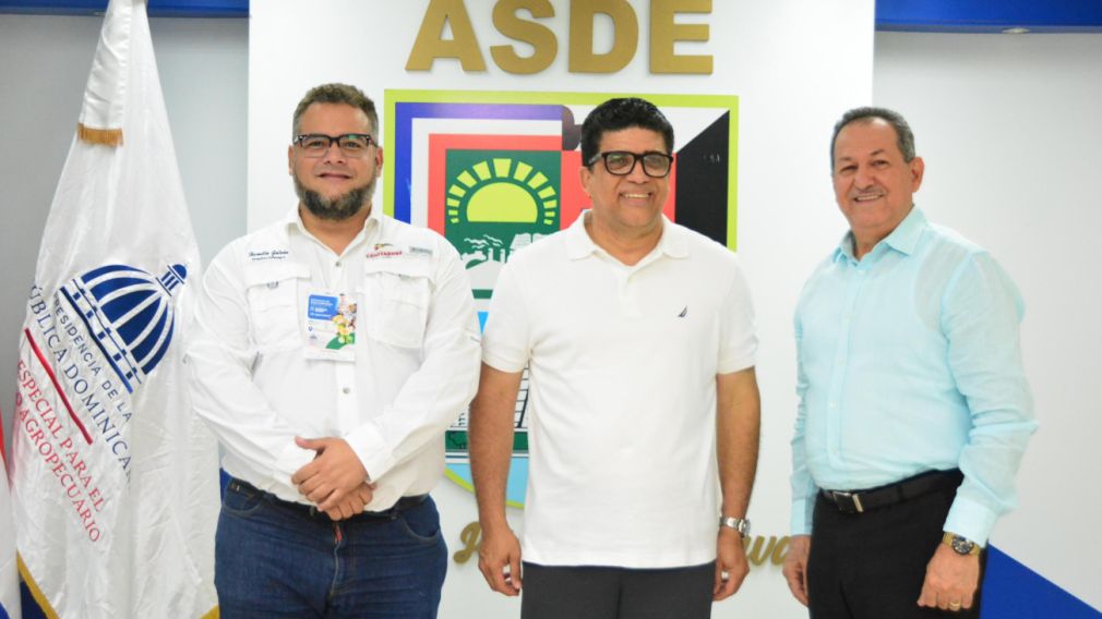 Este seminario marca el inicio de una gira nacional del FEDA, que llegará a las 32 provincias, con la misión de fortalecer el talento juvenil, dinamizar las economías locales y fomentar una cultura emprendedora sólida.