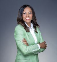 Maribel Santos.