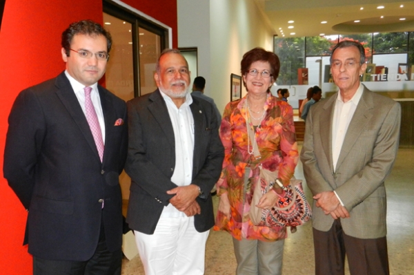 Luis Antonio Ramos, Ministro Consejero de la Embajada de España, Lourdes Camilo de Cuello, Omar Rancier y Bichara Khoury.