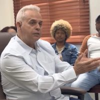 El alcalde municipal, Joselito Abreu, se reunió con guías turísticos en procura de un turismo organizado.